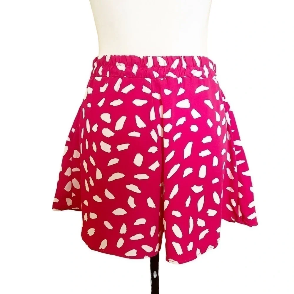 Umgee NWT Hot Pink Dalmatian Print Flounce Pull On Shorts Coquette Girl Size S